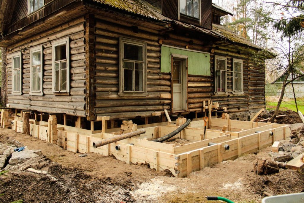 Реставрация старого дома из бревна